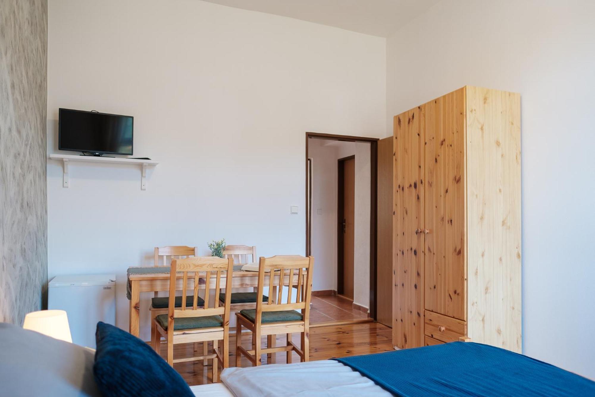 Hotel U Stare Cesty Horní Slavkov Esterno foto