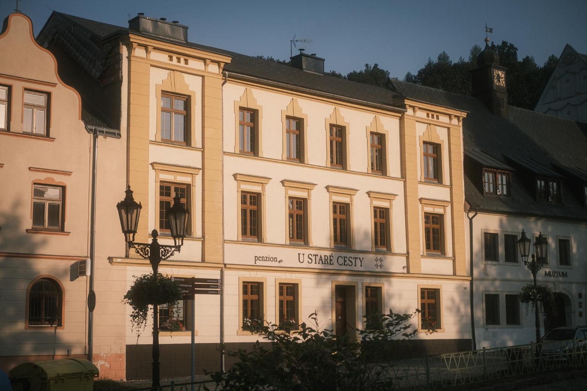 Hotel U Stare Cesty Horní Slavkov Esterno foto